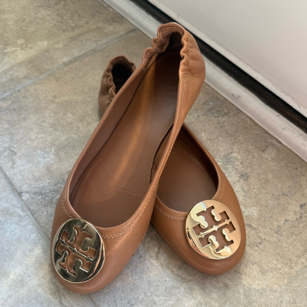 Tory Burch Camel Brown Ballet Flats 💛✨